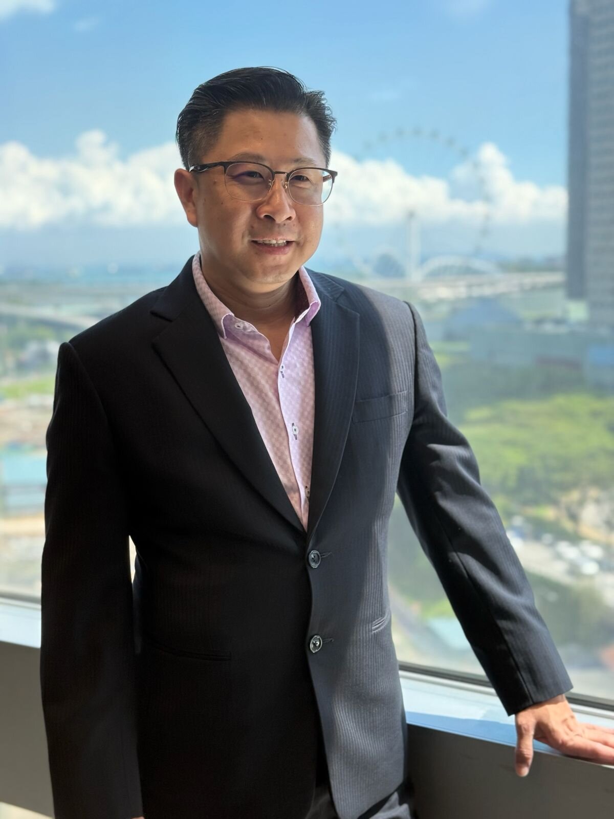 Hock Beng leading an advisory team session